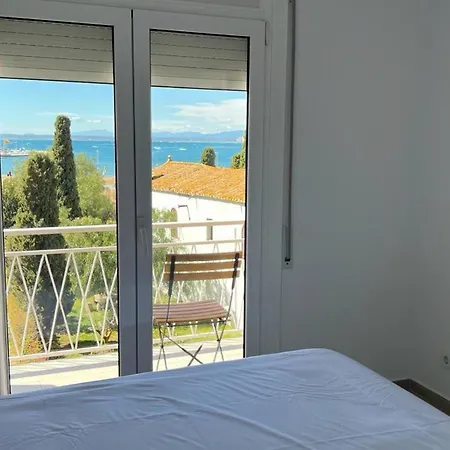 Apartamento Frente Al Mar Roses Exterior photo